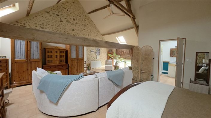 Image No.16-5 Bed House for sale