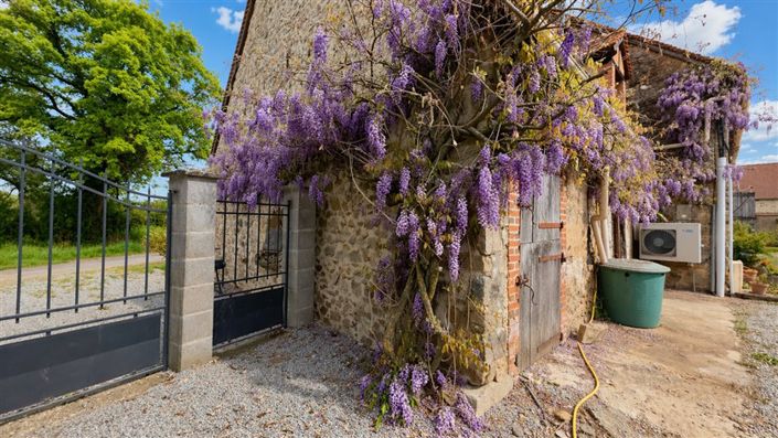 Image No.30-5 Bed House for sale
