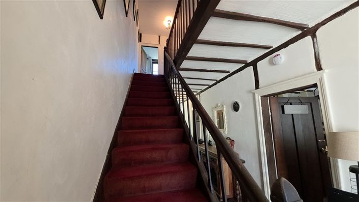 Image No.10-5 Bed House for sale