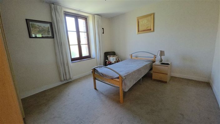 Image No.18-5 Bed House for sale