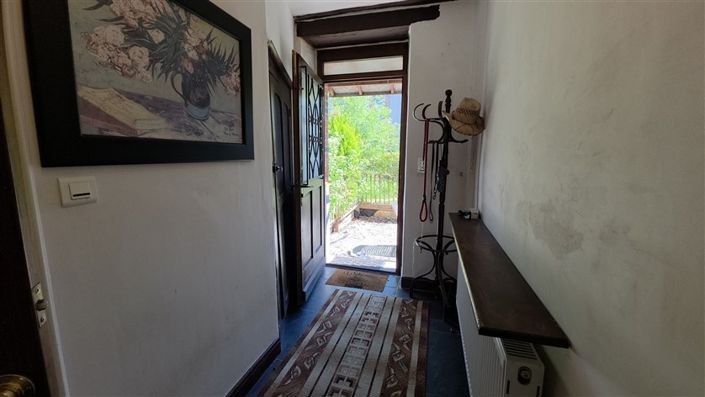 Image No.20-5 Bed House for sale