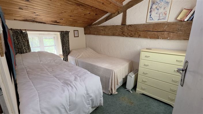 Image No.10-5 Bed House for sale