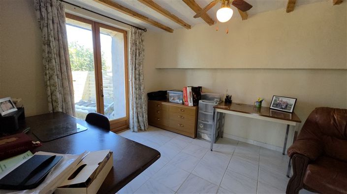 Image No.16-5 Bed House for sale