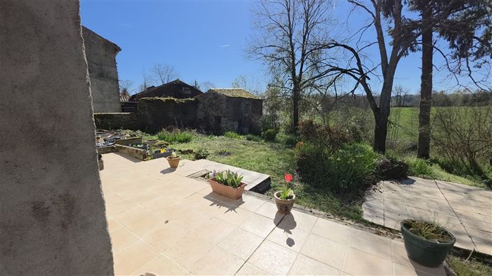 Image No.27-5 Bed House for sale