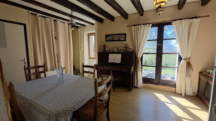 Image No.5-5 Bed House for sale