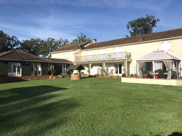 Image No.3-6 Bed Property for sale