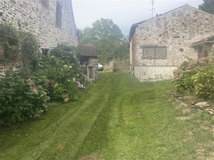 Image No.5-3 Bed House for sale