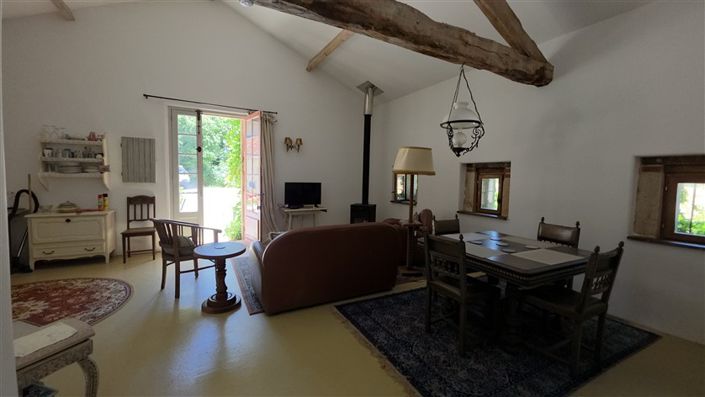 Image No.20-Propriété de 9 chambres à vendre à Alloue