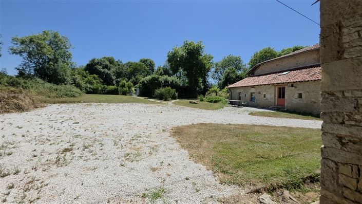 Image No.35-9 Bed Property for sale