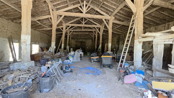 Image No.38-Propriété de 9 chambres à vendre à Alloue