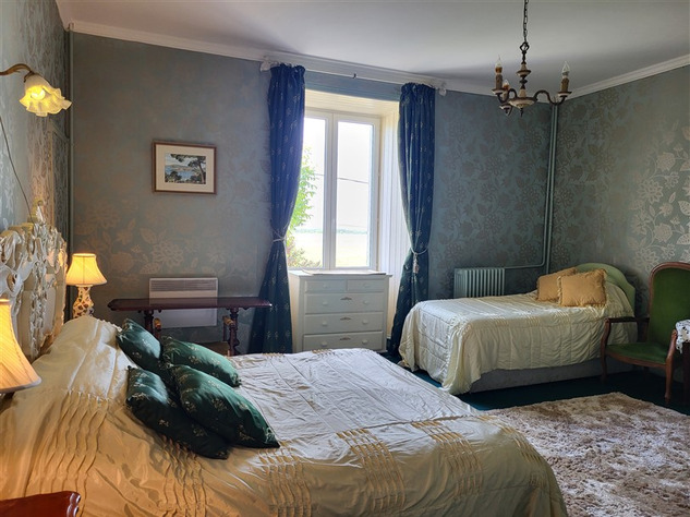 Image No.17-Châteaux de 9 chambres à vendre à Chef-Boutonne
