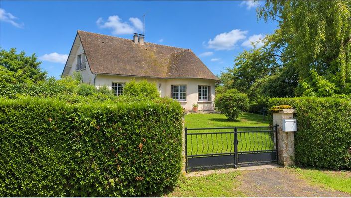 Image No.20-6 Bed Property for sale