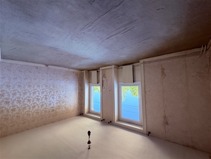 Image No.16-3 Bed House for sale