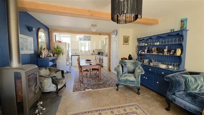 Image No.4-6 Bed House for sale