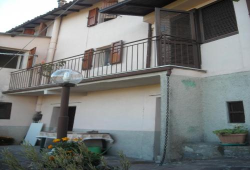Image No.1-Jumelé de 3 chambres à vendre à Castelnuovo di Garfagnana