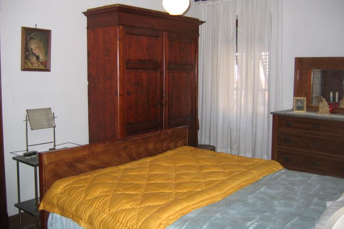 Image No.4-Jumelé de 4 chambres à vendre à Bagni di Lucca