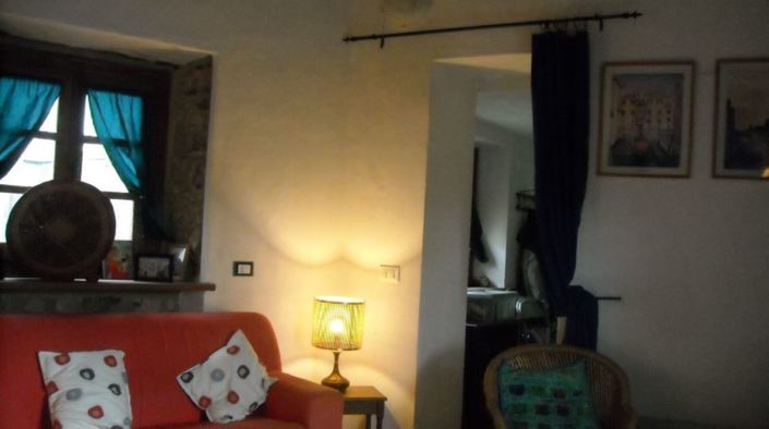 Image No.11-Propriété de 5 chambres à vendre à Fivizzano