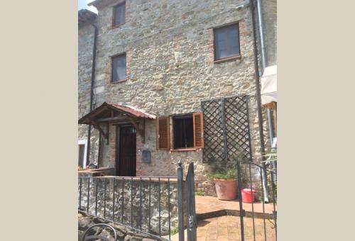 Image No.1-Jumelé de 2 chambres à vendre à Lucca