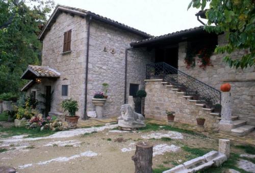 Image No.1-Propriété de 6 chambres à vendre à Ascoli Piceno