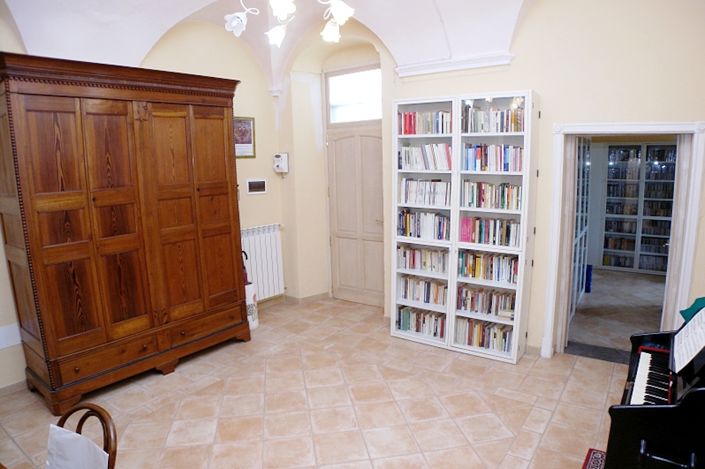 Image No.6-3 Bed Apartment for sale