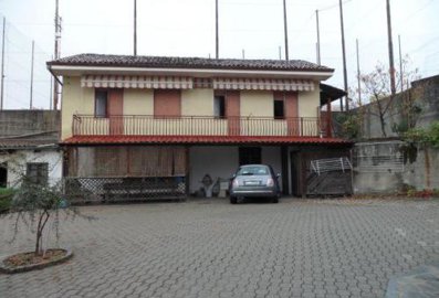 1 - Canale, Property