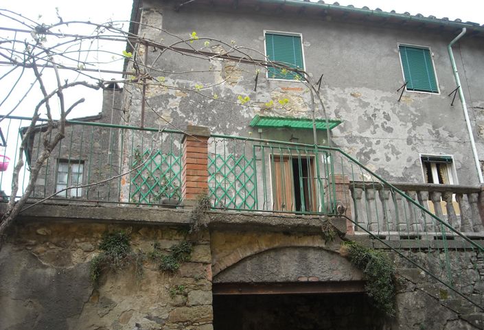 Image No.1-Jumelé de 2 chambres à vendre à Bagni di Lucca
