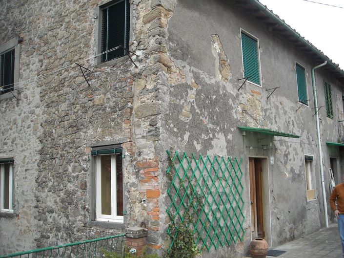 Image No.2-Jumelé de 2 chambres à vendre à Bagni di Lucca