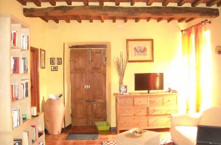 Image No.5-Jumelé de 2 chambres à vendre à Bagni di Lucca