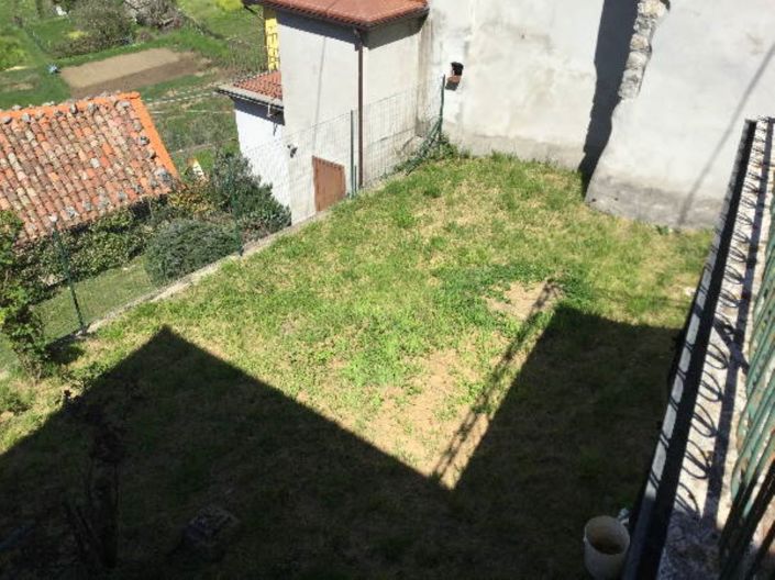 Image No.10-3 Bed Property for sale