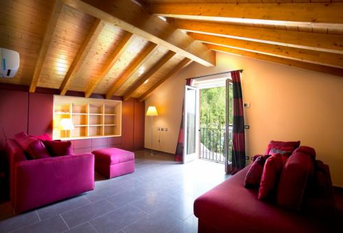 Image No.9-3 Bed Villa for sale