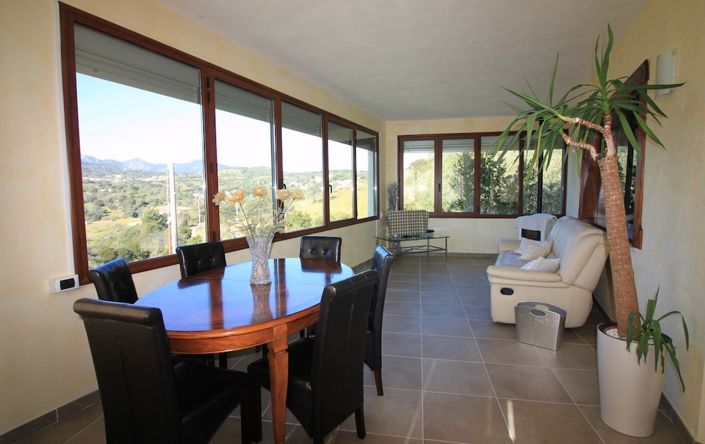 Image No.3-4 Bed Villa for sale