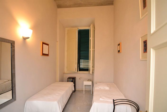 Image No.11-3 Bed Apartment for sale