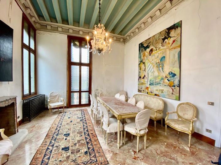 Image No.5-4 Bed Apartment for sale