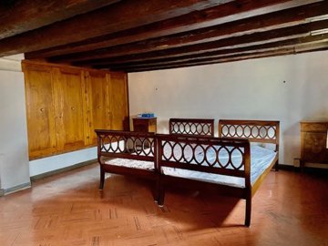 4652-venice-bedroom-2