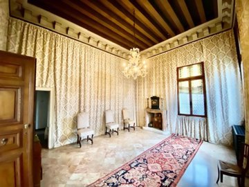 4652-venice-room-1