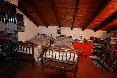 4657-tremezzo-bedroom-3