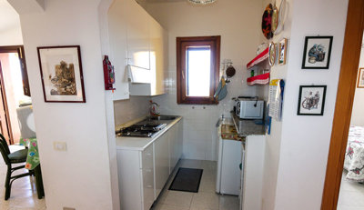 4829-san-teodoro-kitchen-1