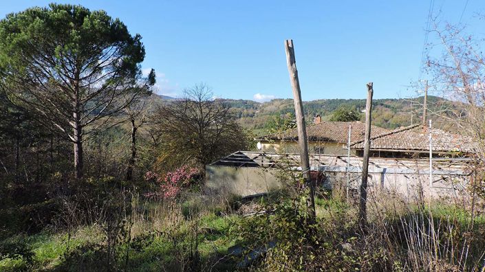 Image No.8-5 Bed Property for sale