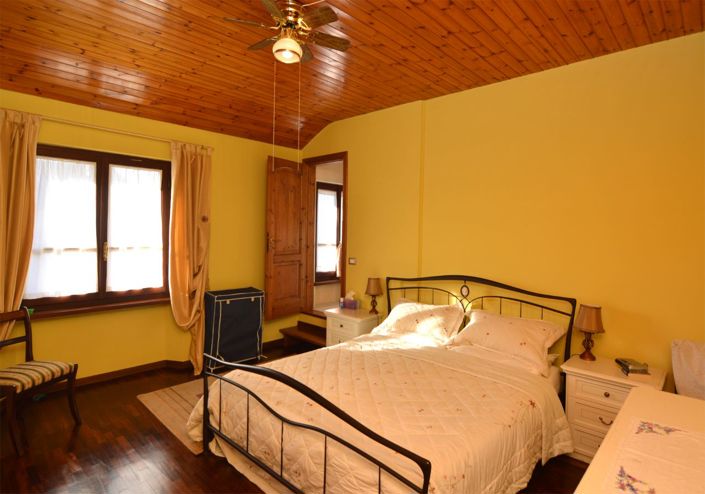 Image No.10-Propriété de 4 chambres à vendre à Barga