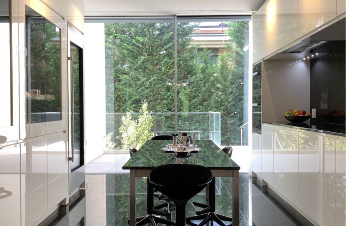 Image No.4-3 Bed Apartment for sale