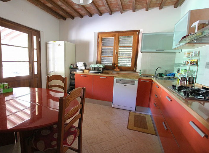 Image No.6-3 Bed Semi-Detached for sale