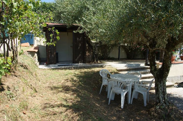 Image No.17-3 Bed Property for sale