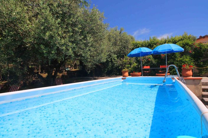 Image No.3-3 Bed Property for sale