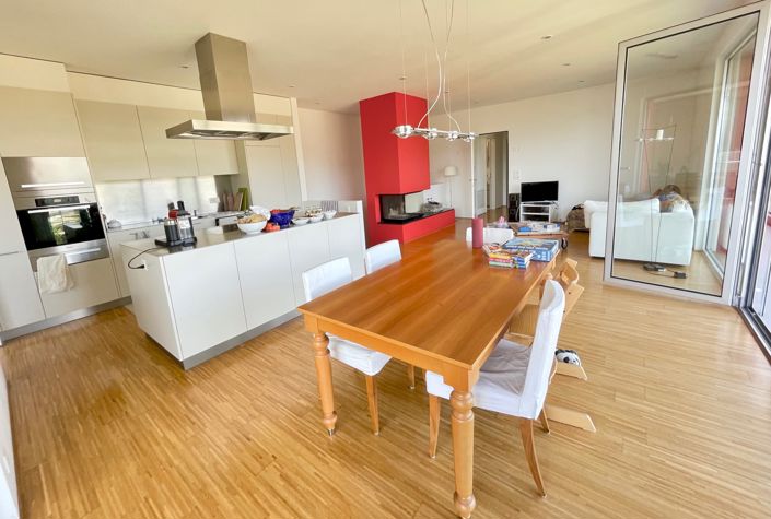 Image No.2-4 Bed Villa for sale