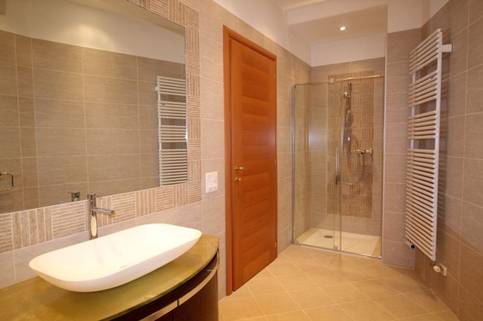 Image No.11-3 Bed Apartment for sale