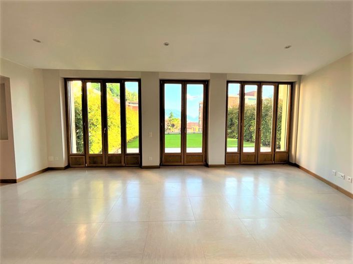 Image No.4-3 Bed Apartment for sale