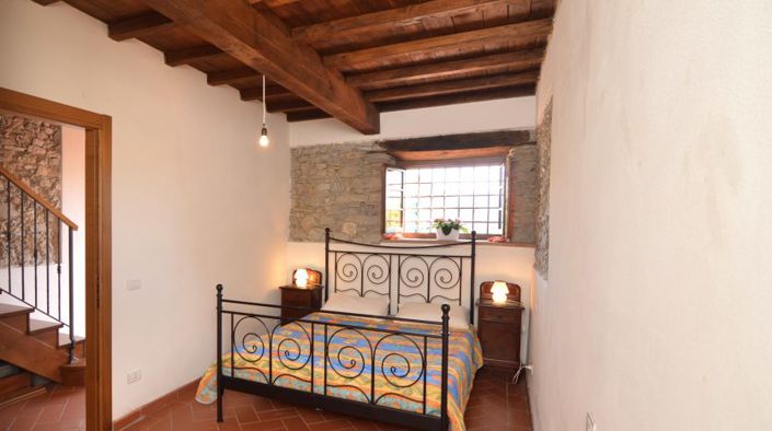 Image No.8-2 Bed House for sale