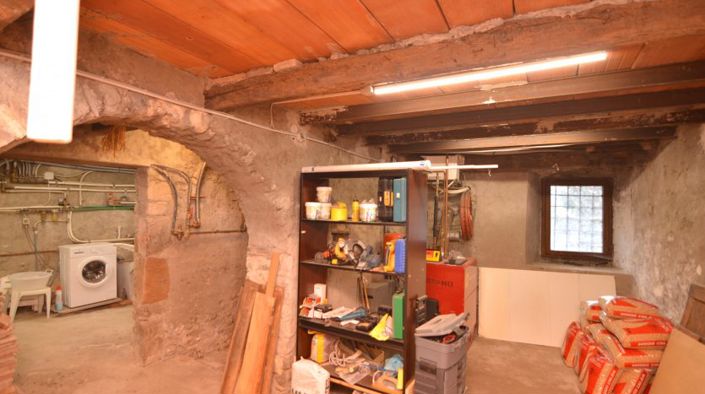 Image No.10-4 Bed House for sale