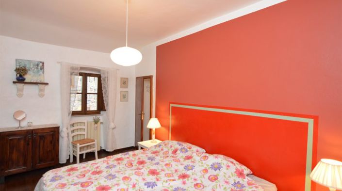 Image No.9-4 Bed House for sale