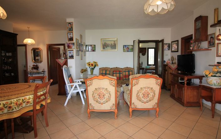 Image No.5-5 Bed Villa for sale